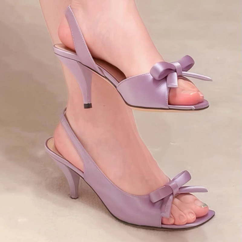 Projektantka mody, damskie but – Casual Sandal Leather recenzja i cena